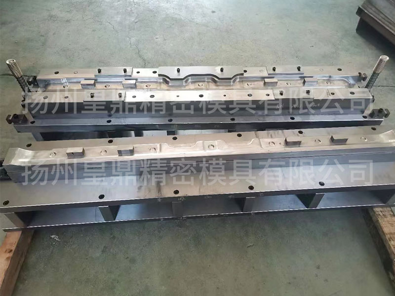 ����ѹģ��